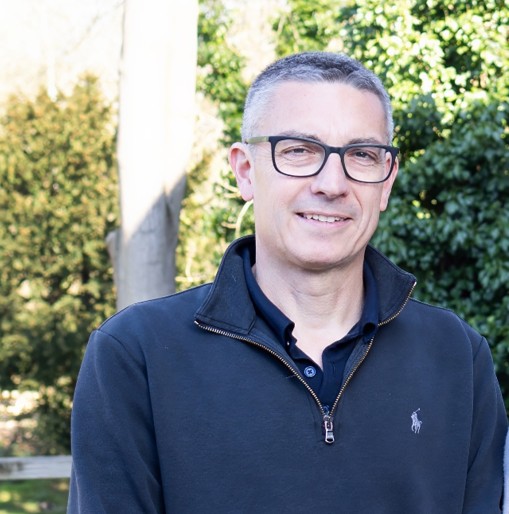 portrait of Alex Batchelor from Pictura Bio outside the Wood Centre for Innovation