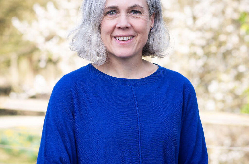 Joanne  Riley