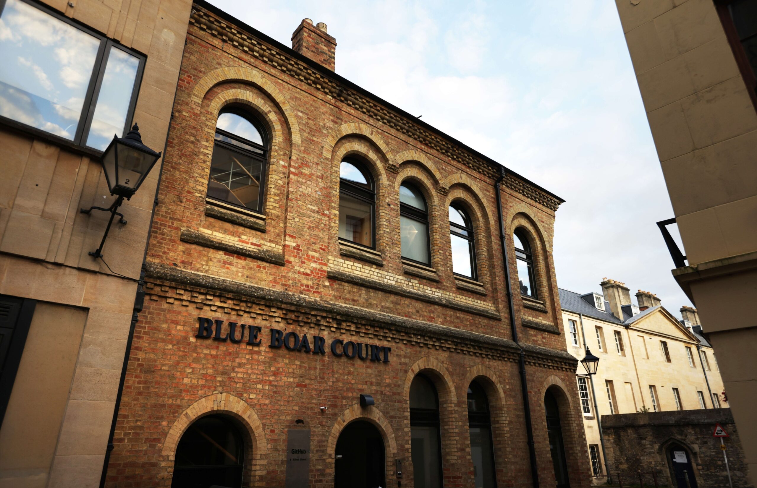 Blue Boar Court, from the outside (Oxford Centre for Innovation)